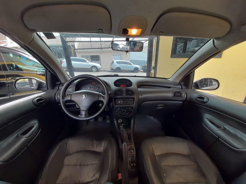 Imagem 10 de 11 de Peugeot 206 Sw Presence 1.4 (flex) Flex Manual