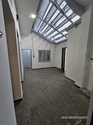 Oportunidad Excelente Ph 3amb En Venta Liniers Barrio Naon