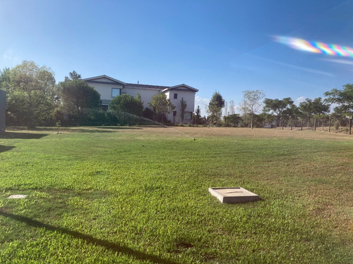 Imagen 5 de 23 de Importante Casa Barrio Carmel - Barrios Privados - Terreno 2300m2