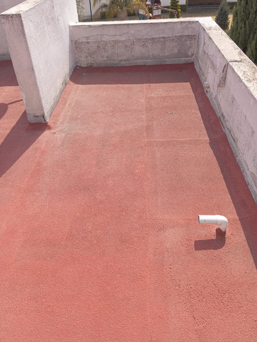 Casa De 3 Recamaras Y 3 Baños Completos En Conjunto Residencial Con Doble Filtro De Seguridad.