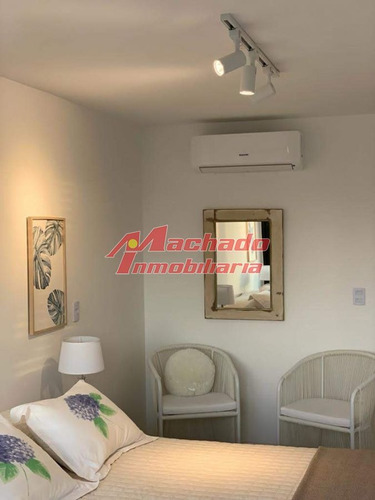 Imagen 22 de 29 de Venta De Apartamento De Dos Dormitorios En Punta Del Este