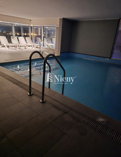 Departamento En Venta De 2 D, 2 B. En Viña Del Mar