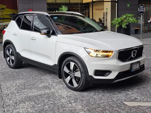 Volvo Xc40 Momentum T4