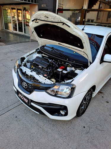 Toyota Etios 1.5 Sedan Xls