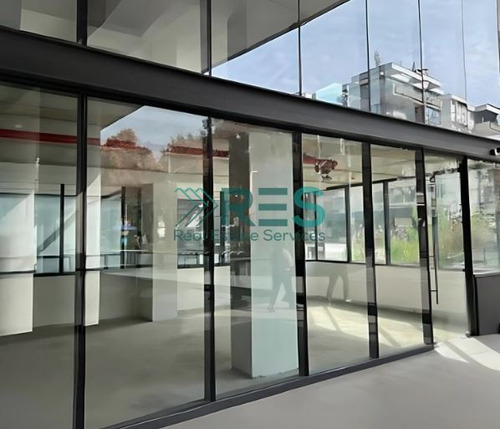 Local Comercial En Arriendo En Providencia