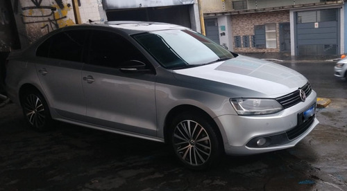 Volkswagen Jetta 2.0 Tsi Highline 4p