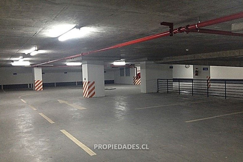 Imagen 9 de 12 de Local Comercial En Arriendo En Vitacura
