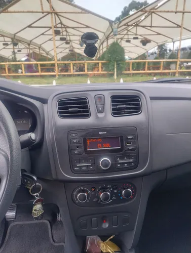 Renault Logan 1.6 Expression