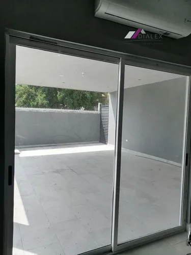 Col. Bosques De San Pedro -carretera Nacional- Casa En Venta Santiago N.l.