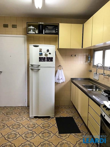 Imagem 8 de 15 de Apartamento - Campo Belo - Sp - 586735