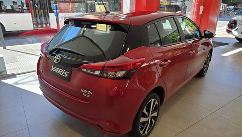 Toyota Yaris 1.5 107cv Xls Cvt