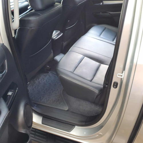 Imagen 9 de 15 de Toyota Hilux Limited Limited