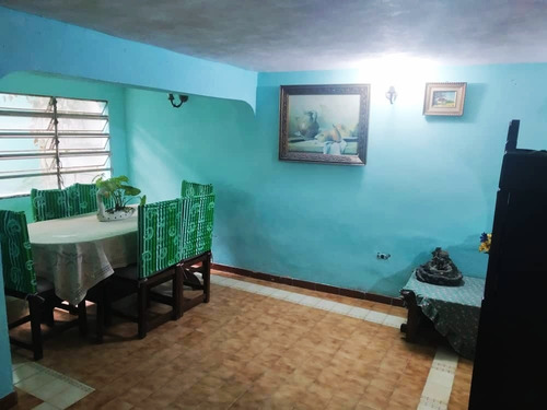 Imagen 5 de 12 de Casa En Venta Punta Brava Calle Guaicaipuro Oeste Los Teques
