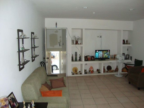 Imagen 16 de 30 de Casa En Venta Zona Centro-este Barquisimeto 22-21162 M&n