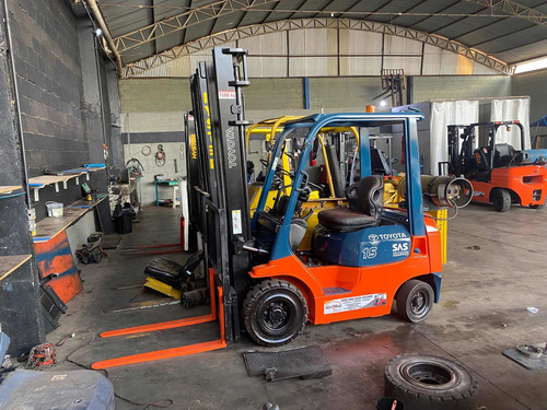 Imagem 3 de 6 de Empilhadeira Toyota Modelo 7fg15 Cap 1,5 Ton Ano 00