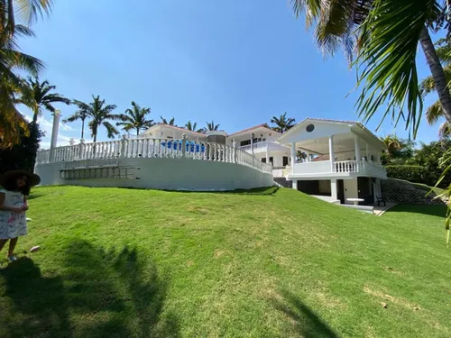 Casa En Venta En Melgar. Cod V16587