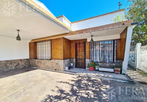 Imagen 2 de 8 de Venta De Ph De 3 Ambientes Con Patio En Bernal Oeste (28035)