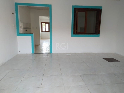 Casa Em Hípica Com 2 Dormitórios - Lu430809