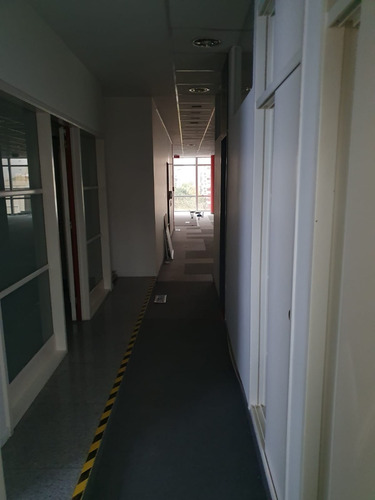 Imagen 26 de 29 de Oficina En Alquiler | Av Cabildo 2677 | 1350 M²