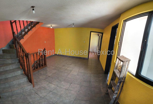 Casa En Renta En Villas De Guadalupe Xalostoc, Ecatepec De Morelos Jl 25-2937.