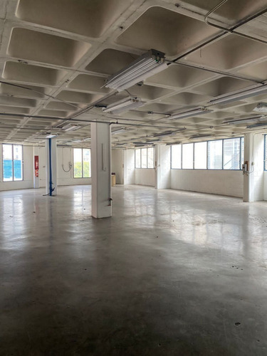 Imagen 6 de 10 de Alquiler De Piso Industrial En La Mejor Zona De Boleita