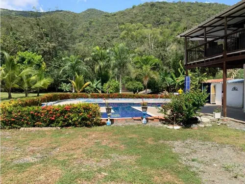 Finca Santa Fe De Antioquia Via A Bolombolo. Se Vende