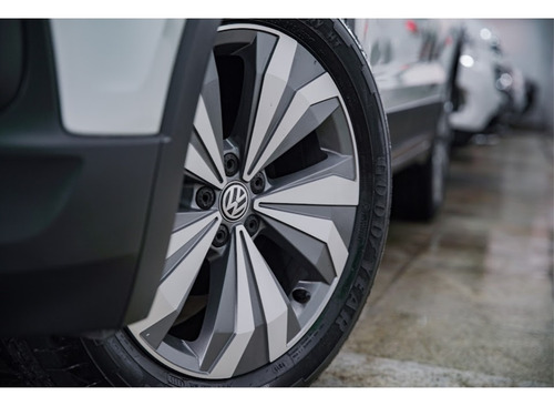 Volkswagen T-Cross 1.0 200 TSI TOTAL FLEX COMFORTLINE AUTOMÁTICO