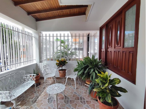 Casa En Venta En Cúcuta. Cod V19527