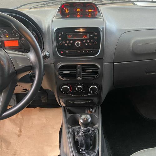 Fiat Palio 1.8 MPI ADVENTURE WEEKEND 16V FLEX 4P MANUAL