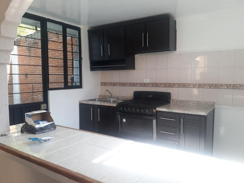 Imagen 5 de 8 de Casa Sola En Venta Las Glorias