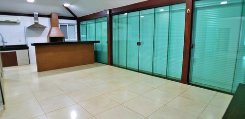Imagem 25 de 28 de Casa 3 Quartos, 256 M² C/ Lazer À Venda Na 208 Norte - 179