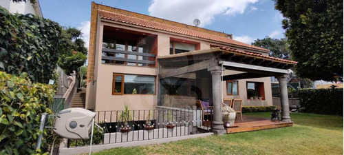 Casa En Venta En Lomas De Valle Escondido