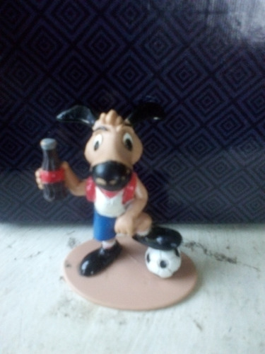 Figura Striker Mundial