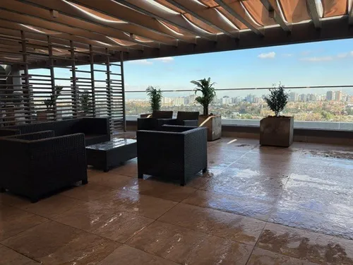 Departamento En Arriendo De 2 Dorm. En Las Condes