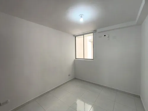 Apartamento En Arriendo En Prados Del Este. Cod A30741
