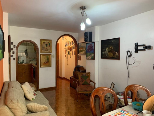Imagen 7 de 20 de Apartamento En Venta En Bello Campo.