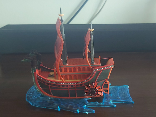 Imagen 3 de 3 de Figura Piratas Kuja De One Piece Importado