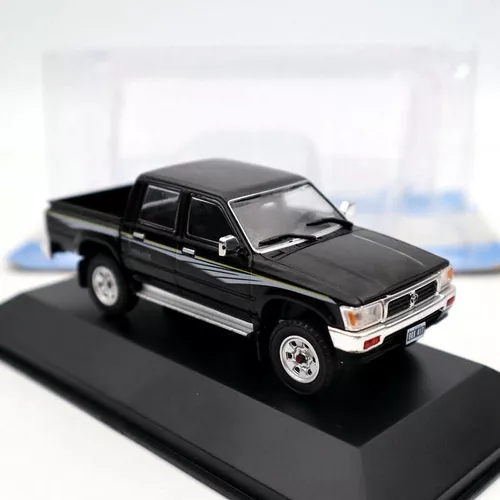 Mini Hilux Com Paredão Como Fazer a Caixinha de Som  Veículo de luxo,  Paredoes de som, Miniaturas de carros