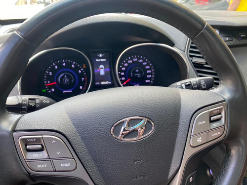 Imagem 14 de 15 de Hyundai Grand Santa Fé 3.3 Mpfi V6 4wd Gasolina 4p Autom...