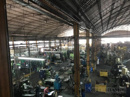 Imagen 5 de 9 de Depósito En Venta En Campana