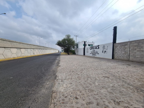 Venta De Terreno En La Lateral Del Puente De Colón, Qro