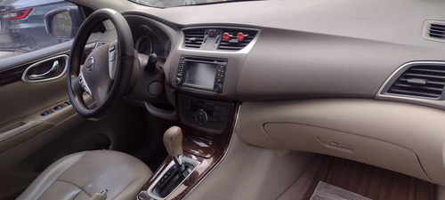 Nissan Sentra 1.8 Exclusive Navi At