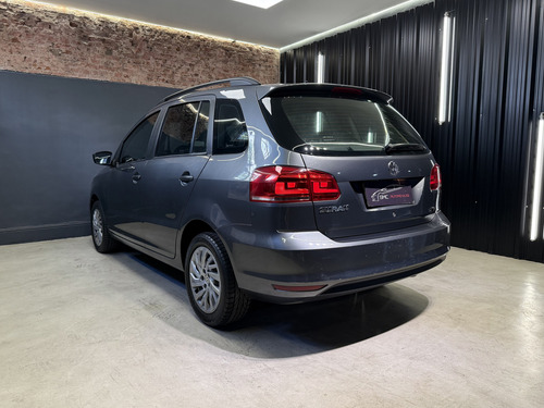 Volkswagen Suran 1.6 Comfortline 101cv