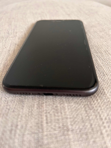iPhone 11, 128 Gb, Color Negro, 78% De Capacidad De Batería. (Usado)
