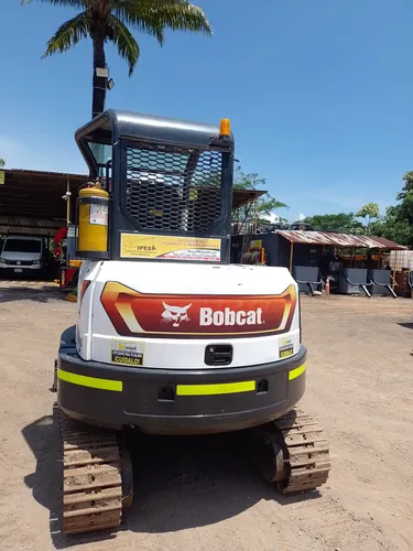Miniexcavadora Bobcat E42 Modelo 2014
