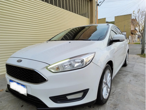 Ford Focus III 1.6 Sedan S