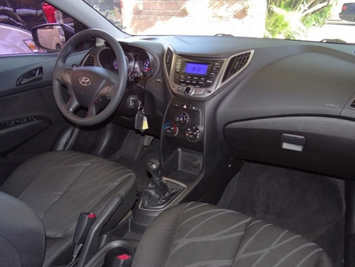 Imagem 6 de 8 de Hyundai Hb20 Comfortline