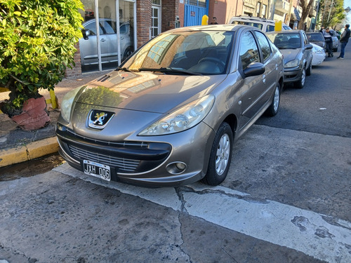 Peugeot 207 1.4 Sedan Allure Hdi 70cv
