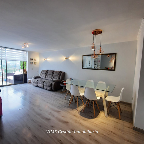 Único Con Mesón En Isla, Remodelado De 3 D+ 2 B + 1e Y 1b