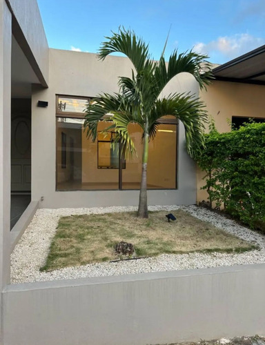Casa En Residencial Vistas Del Sol, Heredia